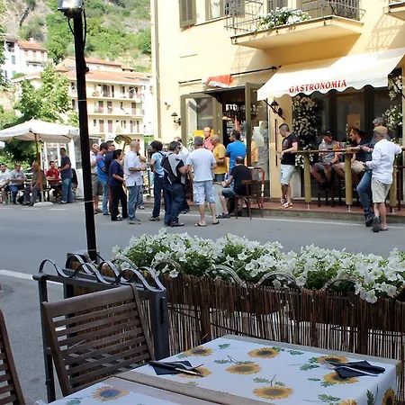 Sul Ponte Пинья